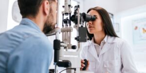 what is an ophthalmologist